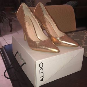 Aldo Metallic Gold Pointed High Heels